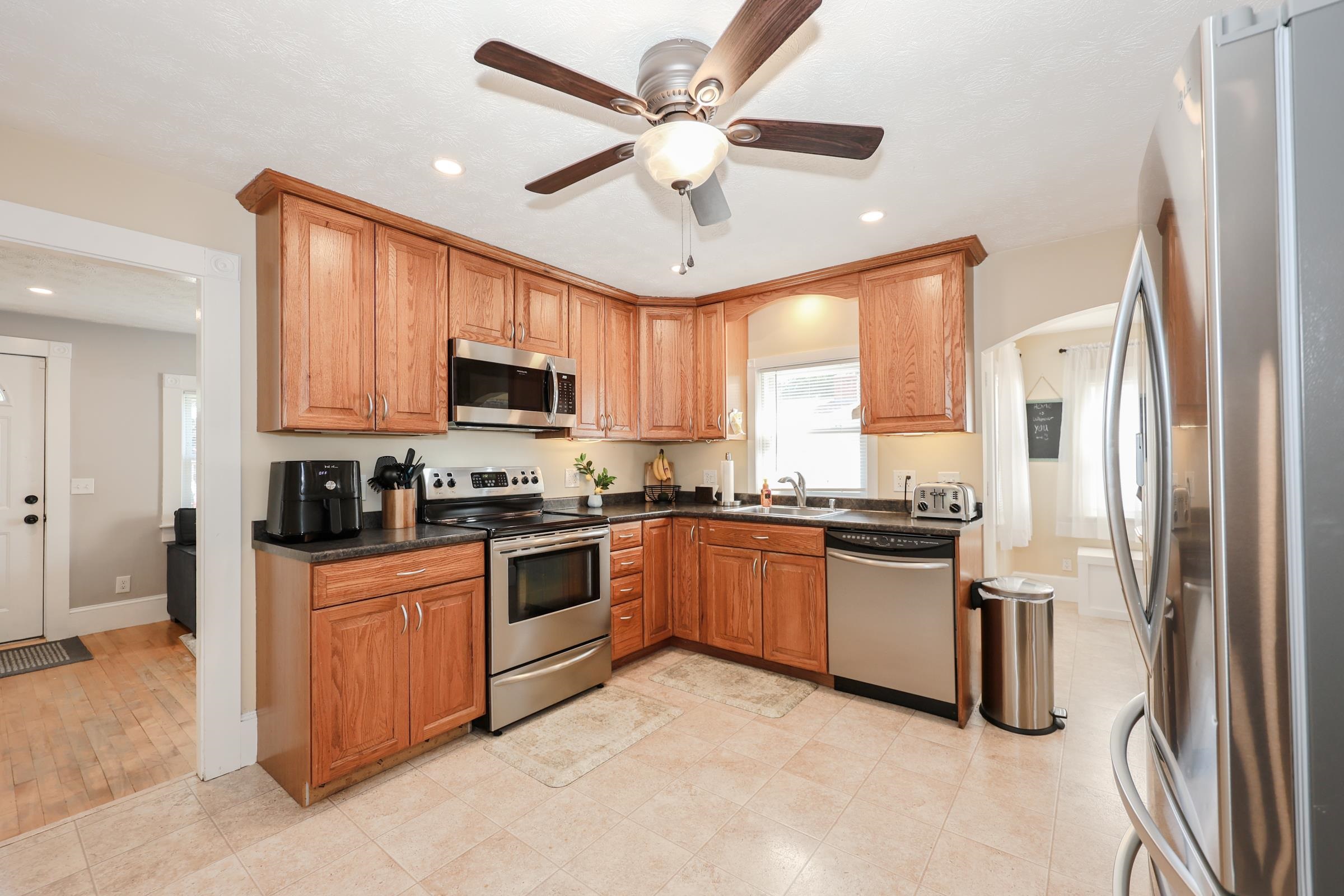 18 Provencher Street Manchester, NH 03102 - Photo 28 of 30