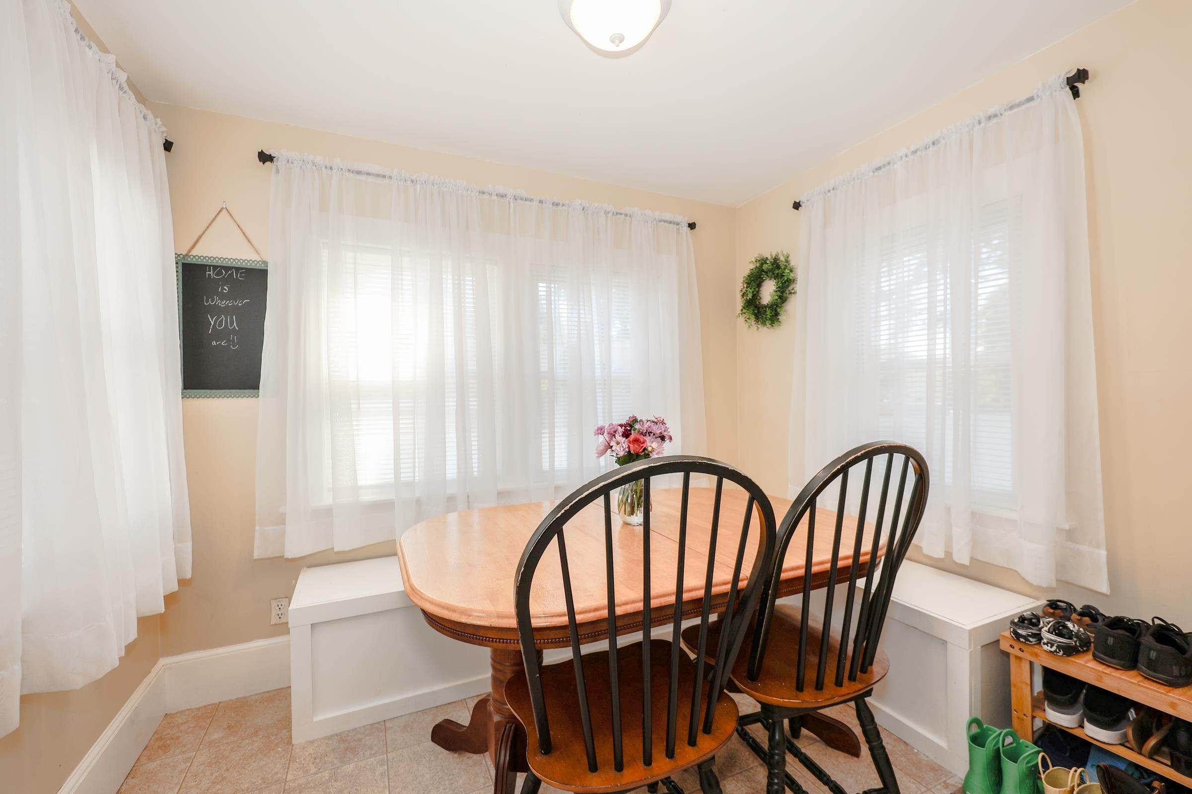 18 Provencher Street Manchester, NH 03102 - Photo 4 of 30