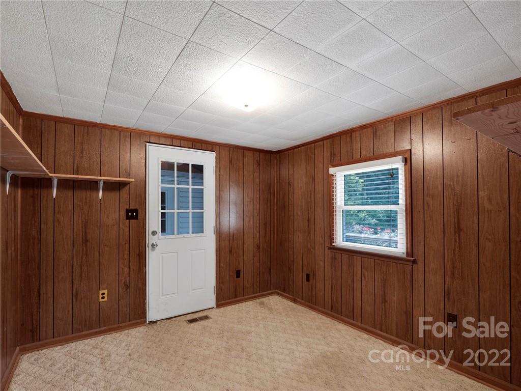 5614 Griffith Road Monroe, NC 28112 - Photo 22 of 28 an empty room with windows
