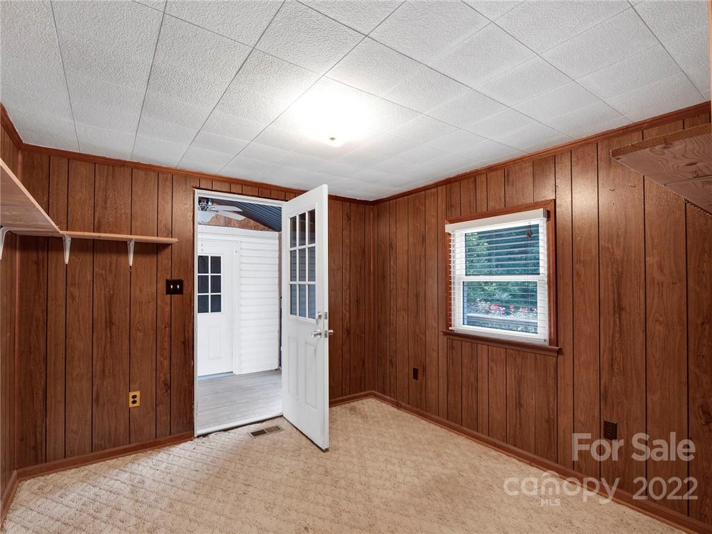 5614 Griffith Road Monroe, NC 28112 - Photo 23 of 28 an empty room with windows