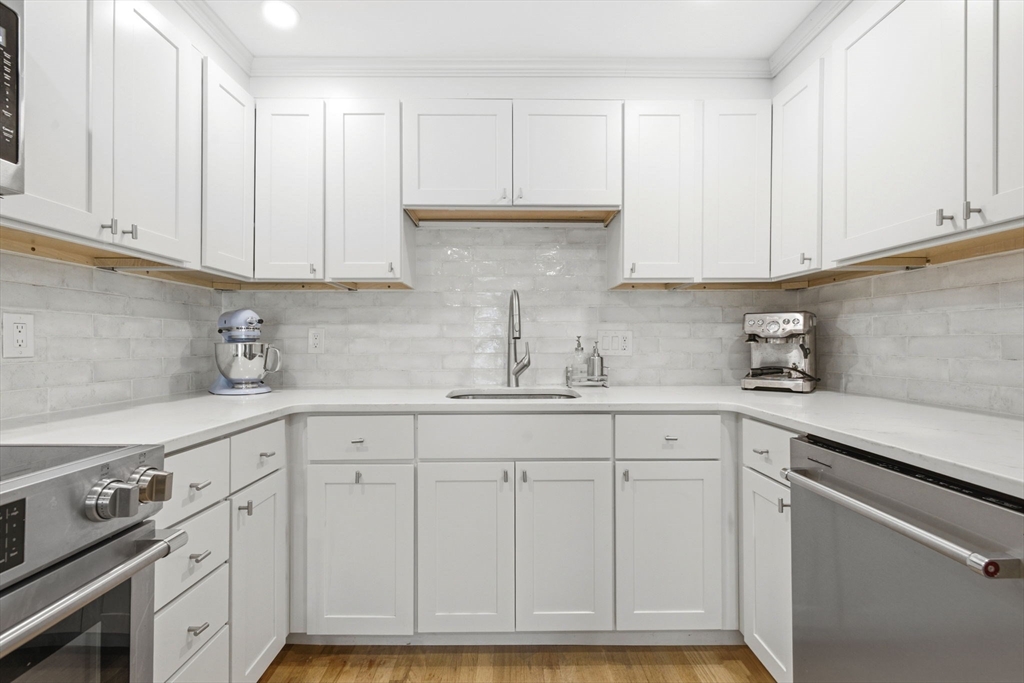100 Main Street, Unit 2 Boston, MA 02129 - Photo 11 of 23