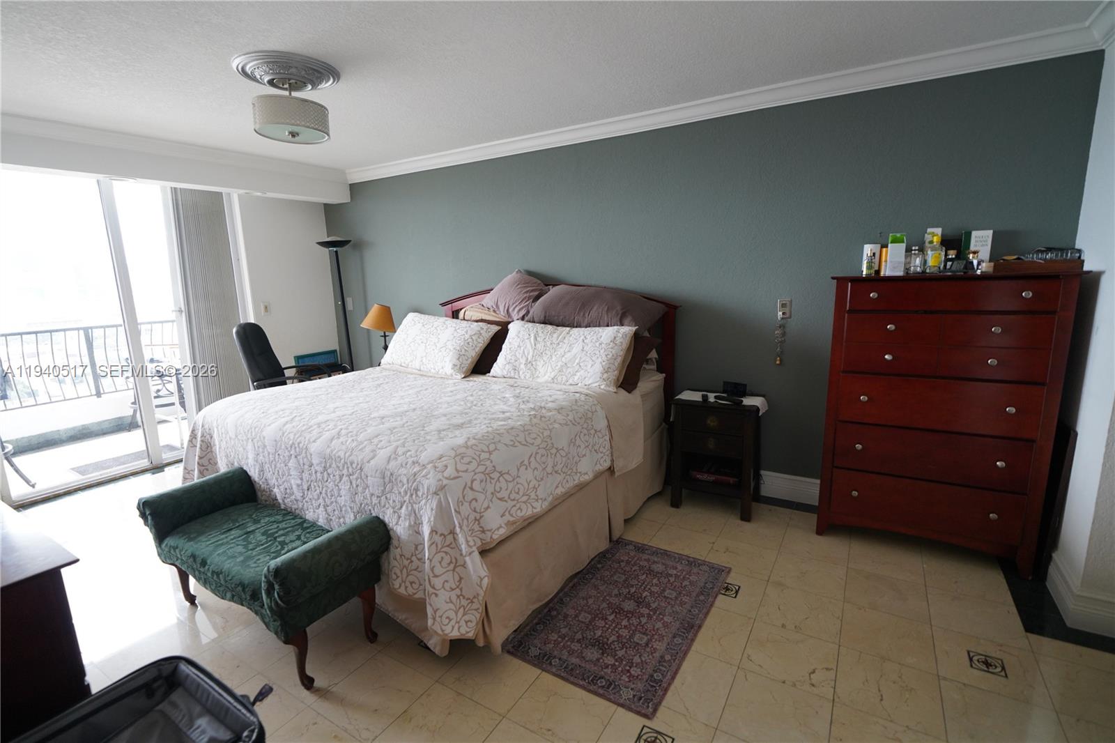 555 Northeast 15th Street, Unit 22I Miami, FL 33132 - Photo 12 of 17