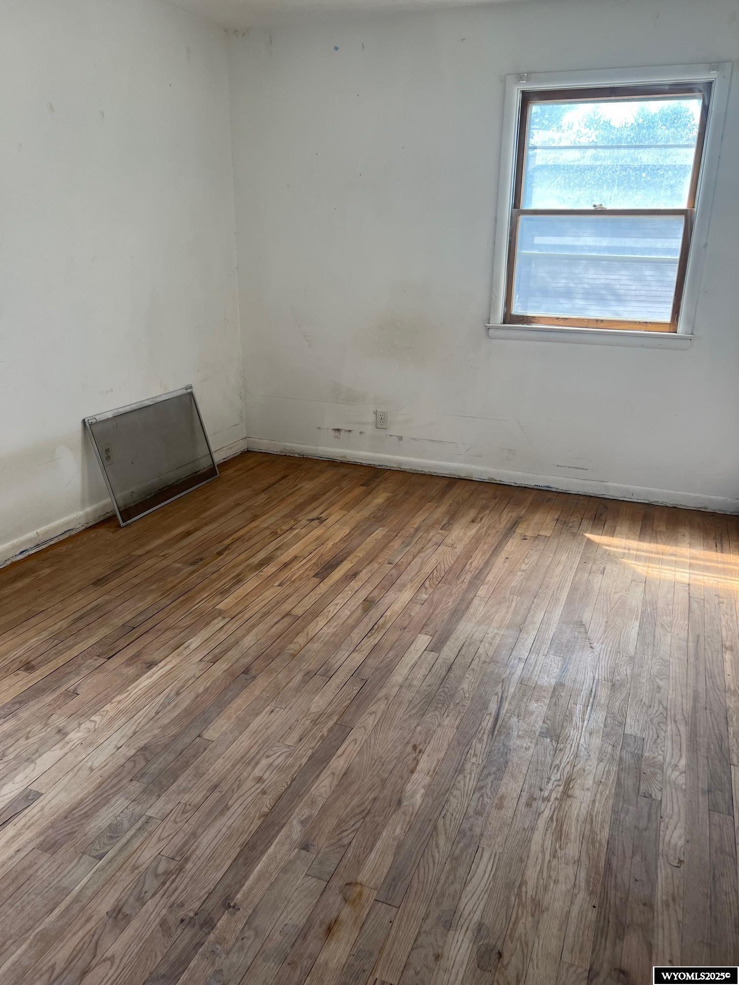 523 13th Street Rawlins, WY 82301 - Photo 7 of 12