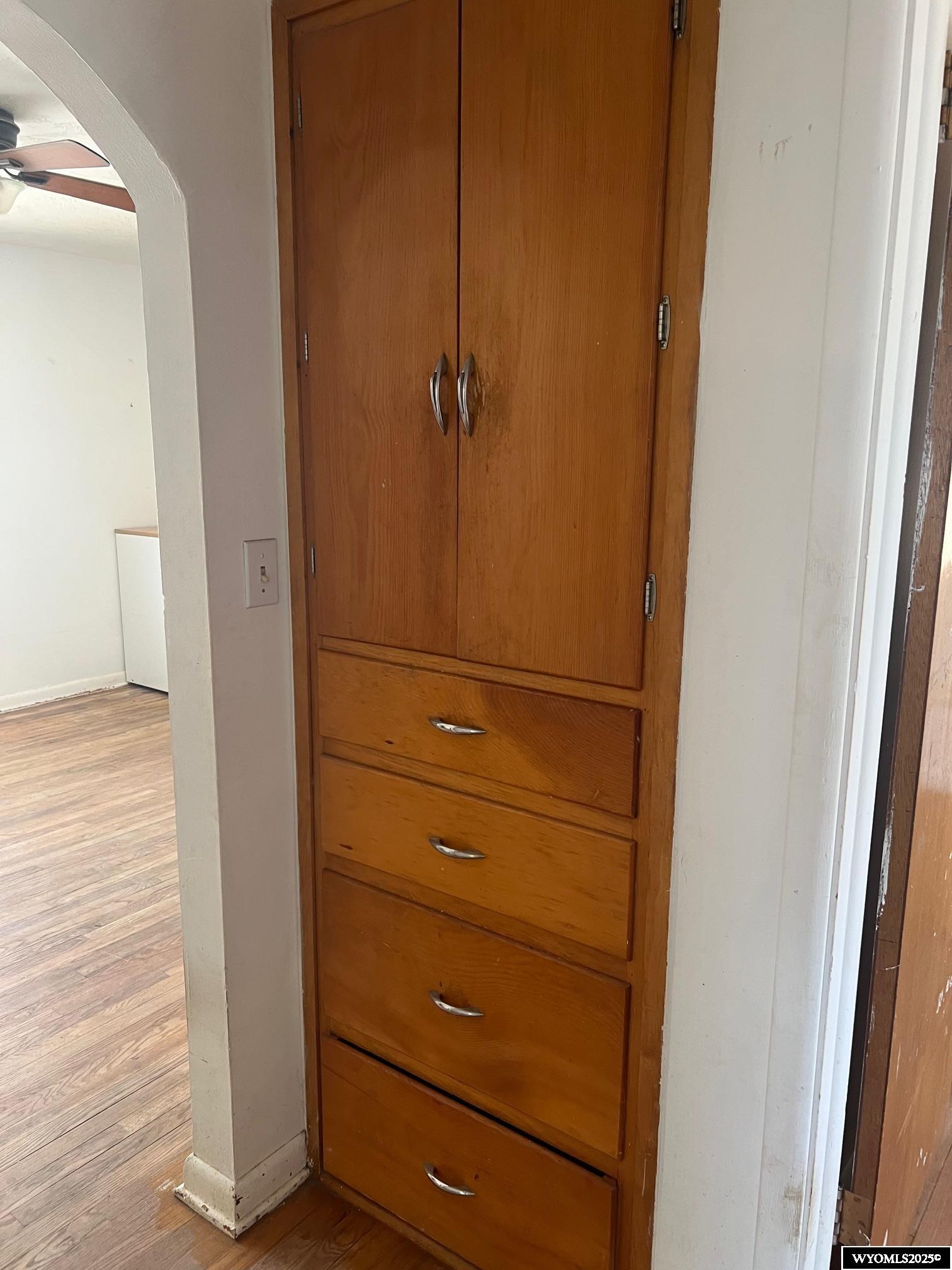 523 13th Street Rawlins, WY 82301 - Photo 10 of 12