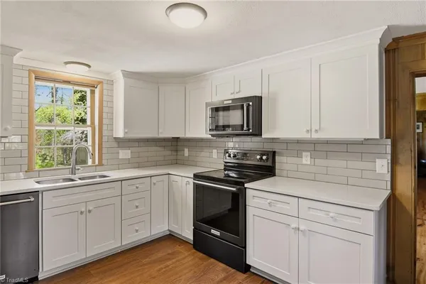 $750,000 | 4285 Shattalon Drive, Winston-Salem, NC 27106