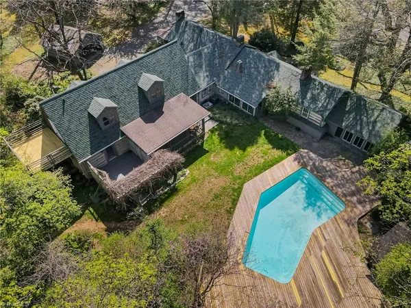 $750,000 | 4285 Shattalon Drive, Winston-Salem, NC 27106
