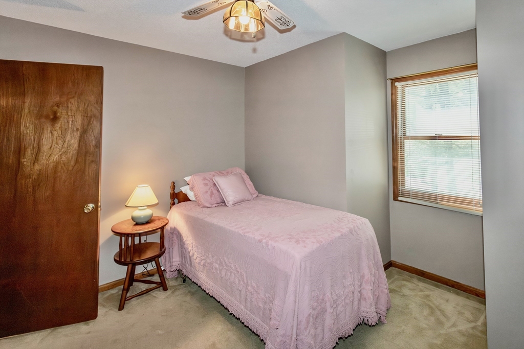 419 Southwick Road, Unit Q71 Westfield, MA 01085 - Photo 29 of 42