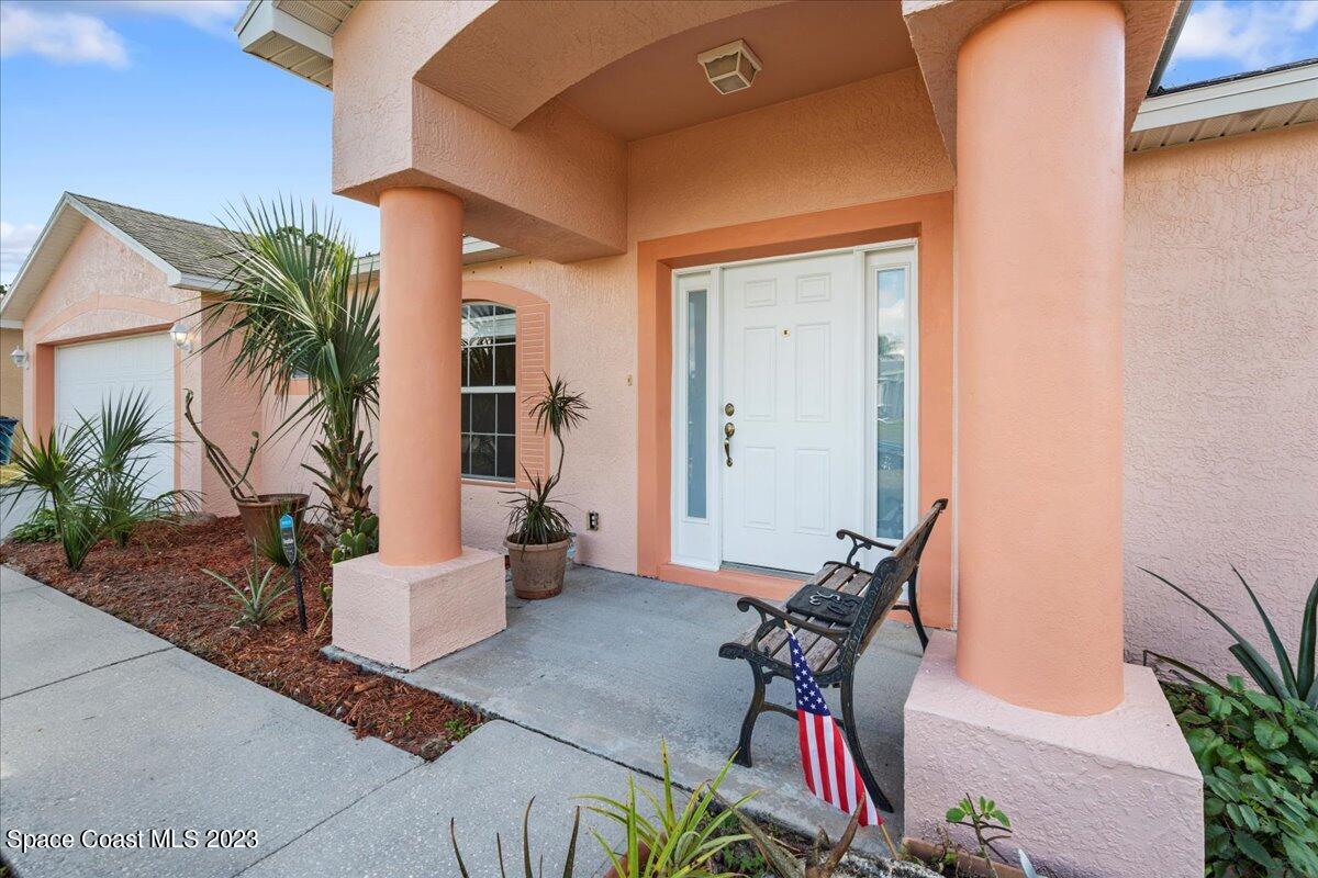 530 Octavius Road Southwest Palm Bay, FL 32908 - Photo 6 of 34 34-DSC07015