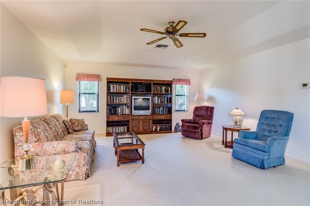 142 Lemon Road Northeast Lake Placid, FL 33852 - Photo 8 of 35 Gallery Image 8