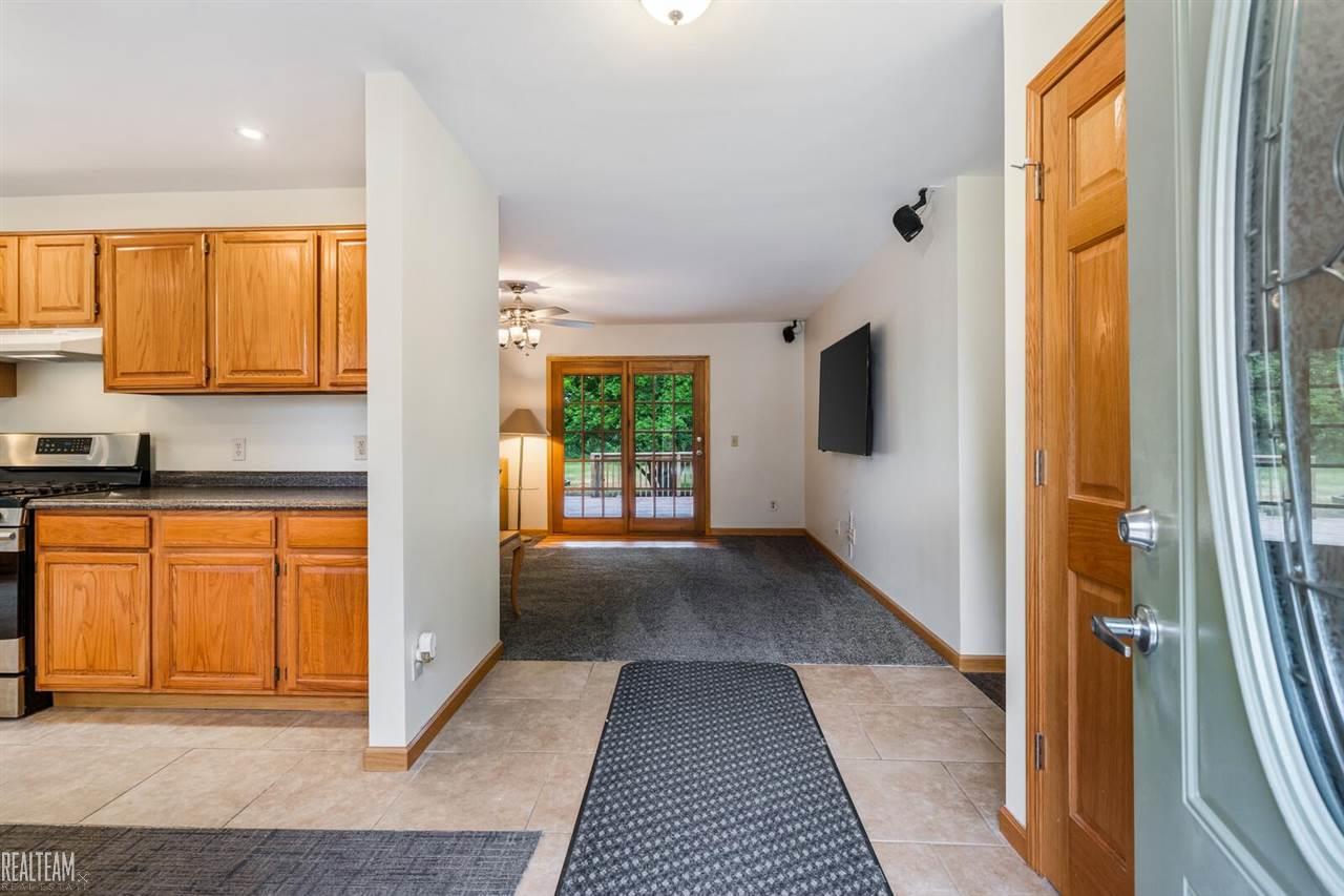 4704 Rohr Road Clarkston, MI 48348 - Photo 3 of 32 50081721-2.JPG