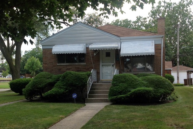 2314 Forest Avenue North Riverside, IL 60546 - Photo 1 of 23