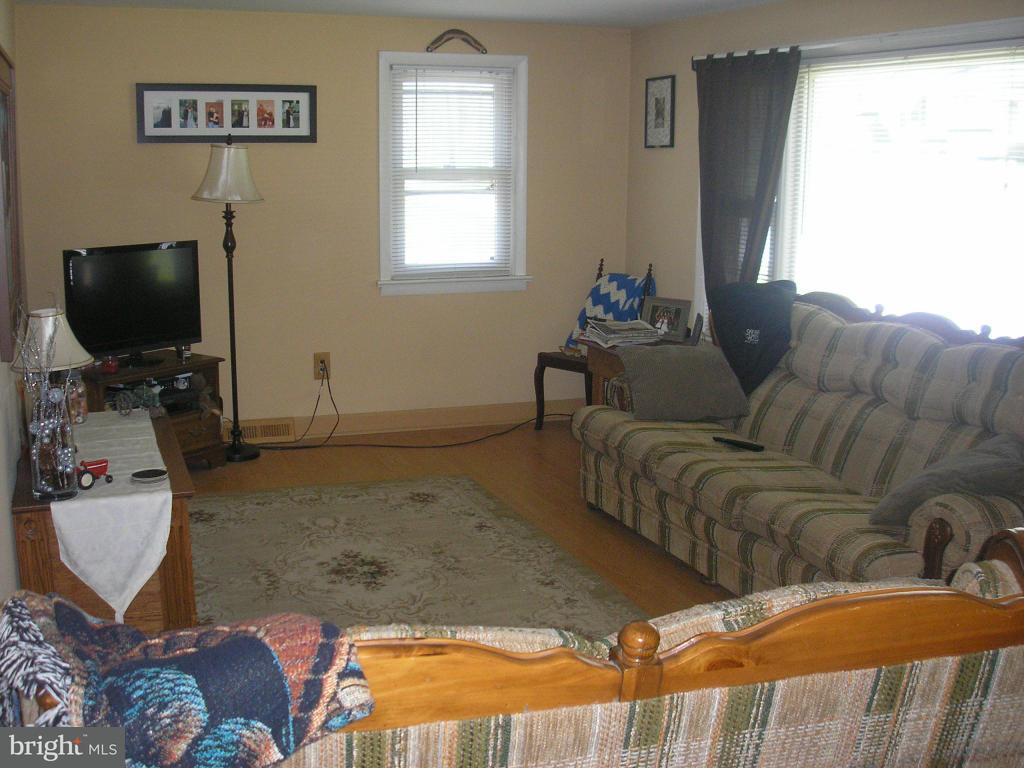 265 Resh Road Reinholds, PA 17569 - Photo 4 of 19 Gallery Image 4