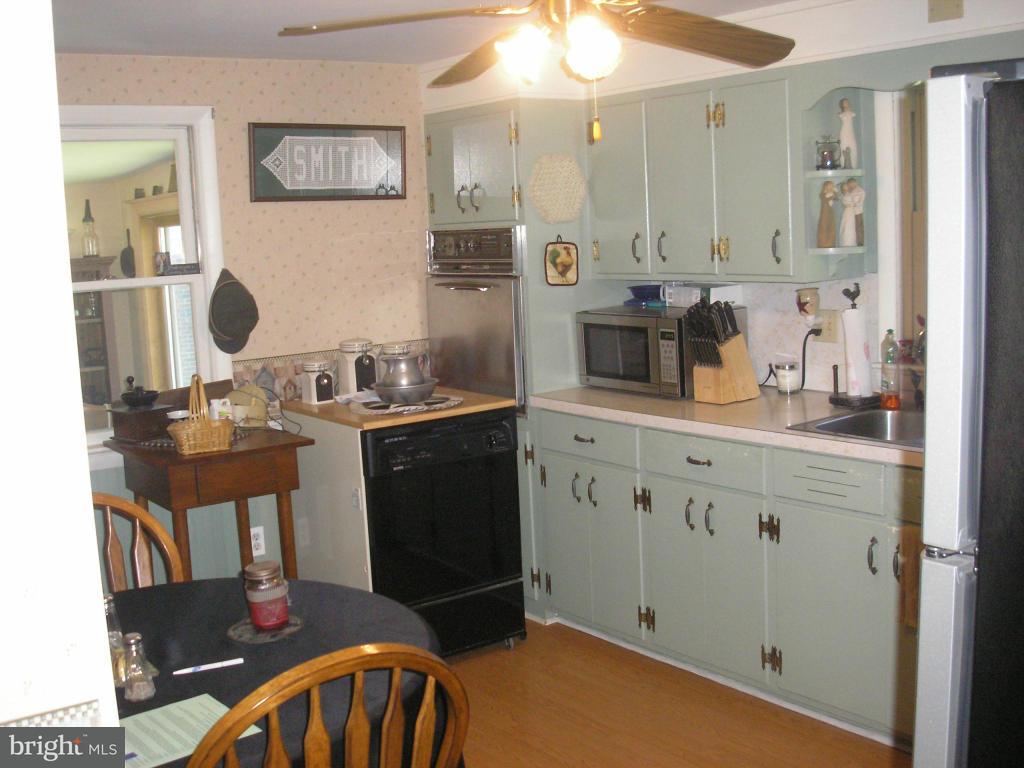 265 Resh Road Reinholds, PA 17569 - Photo 7 of 19 Gallery Image 7