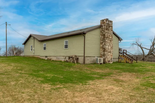 a view of outdoor space