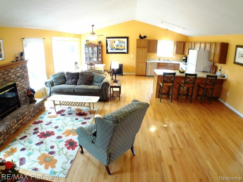 1200 South Elliott Road Fowlerville, MI 48836 - Photo 7 of 44
