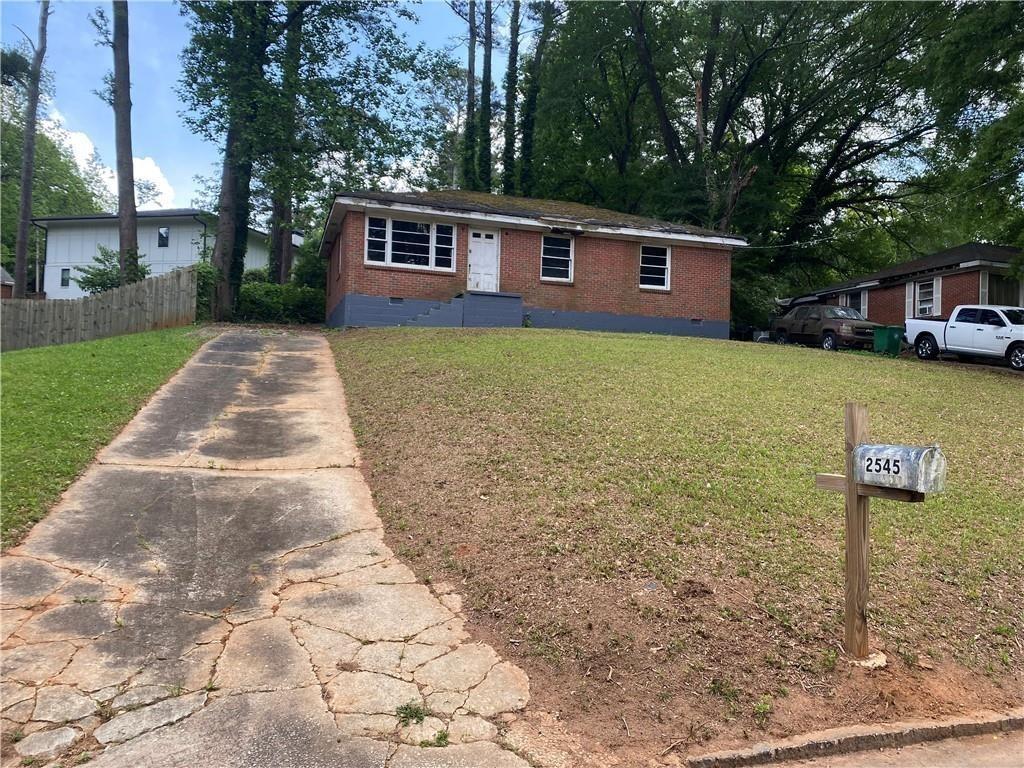 2545 St Patrick Street Southeast Atlanta, GA 30317 - Photo 3 of 14