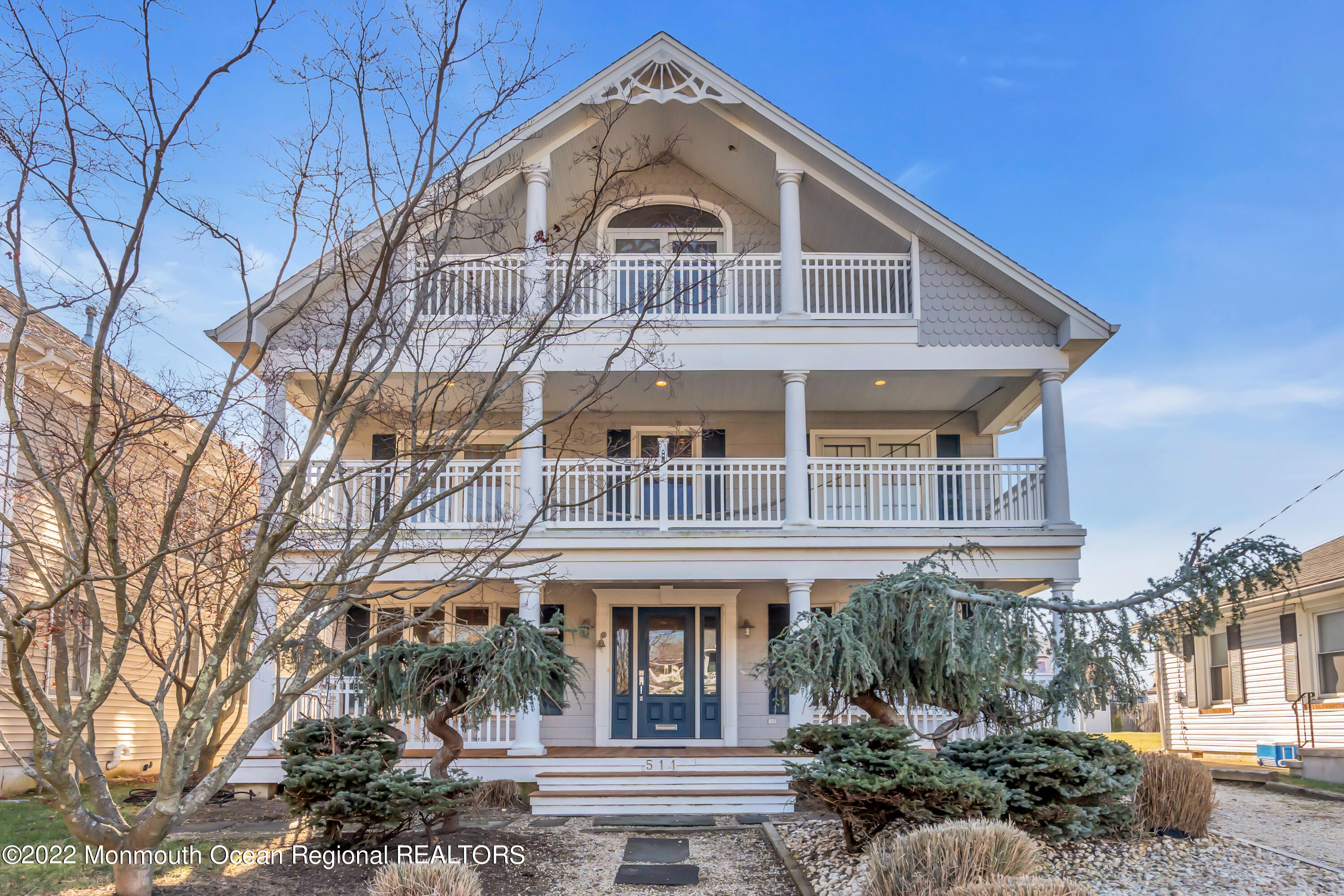 511 Passaic Avenue Spring Lake, NJ 07762 - Photo 2 of 105 a front view of a house with garden