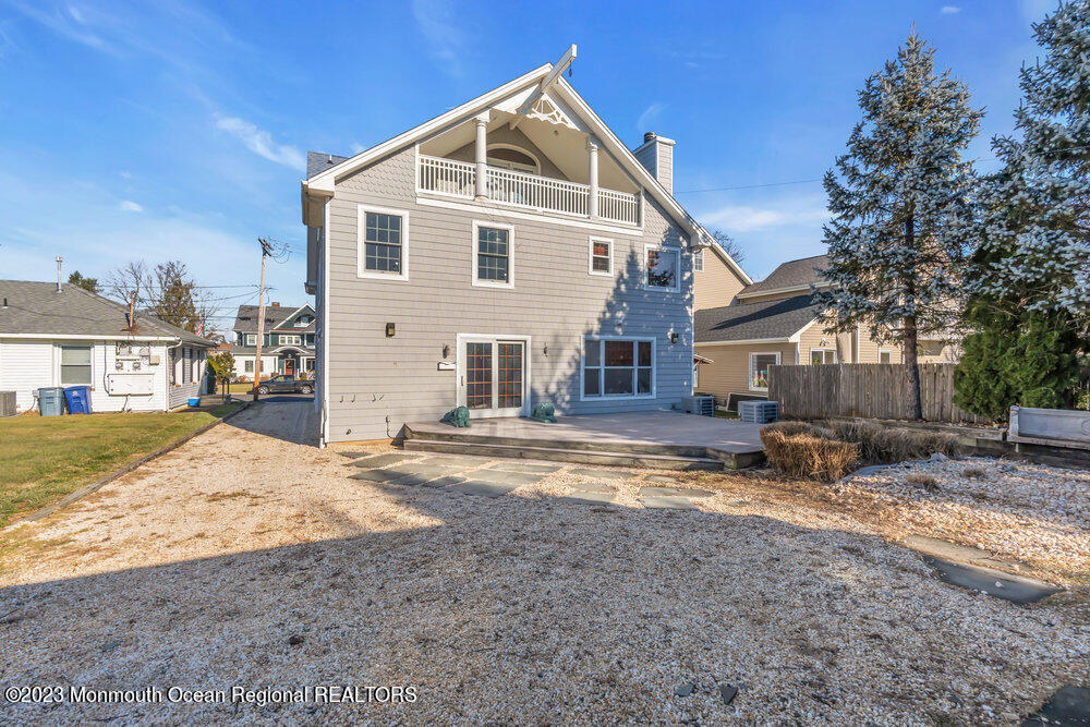 511 Passaic Avenue Spring Lake, NJ 07762 - Photo 5 of 105 065_mjb04424