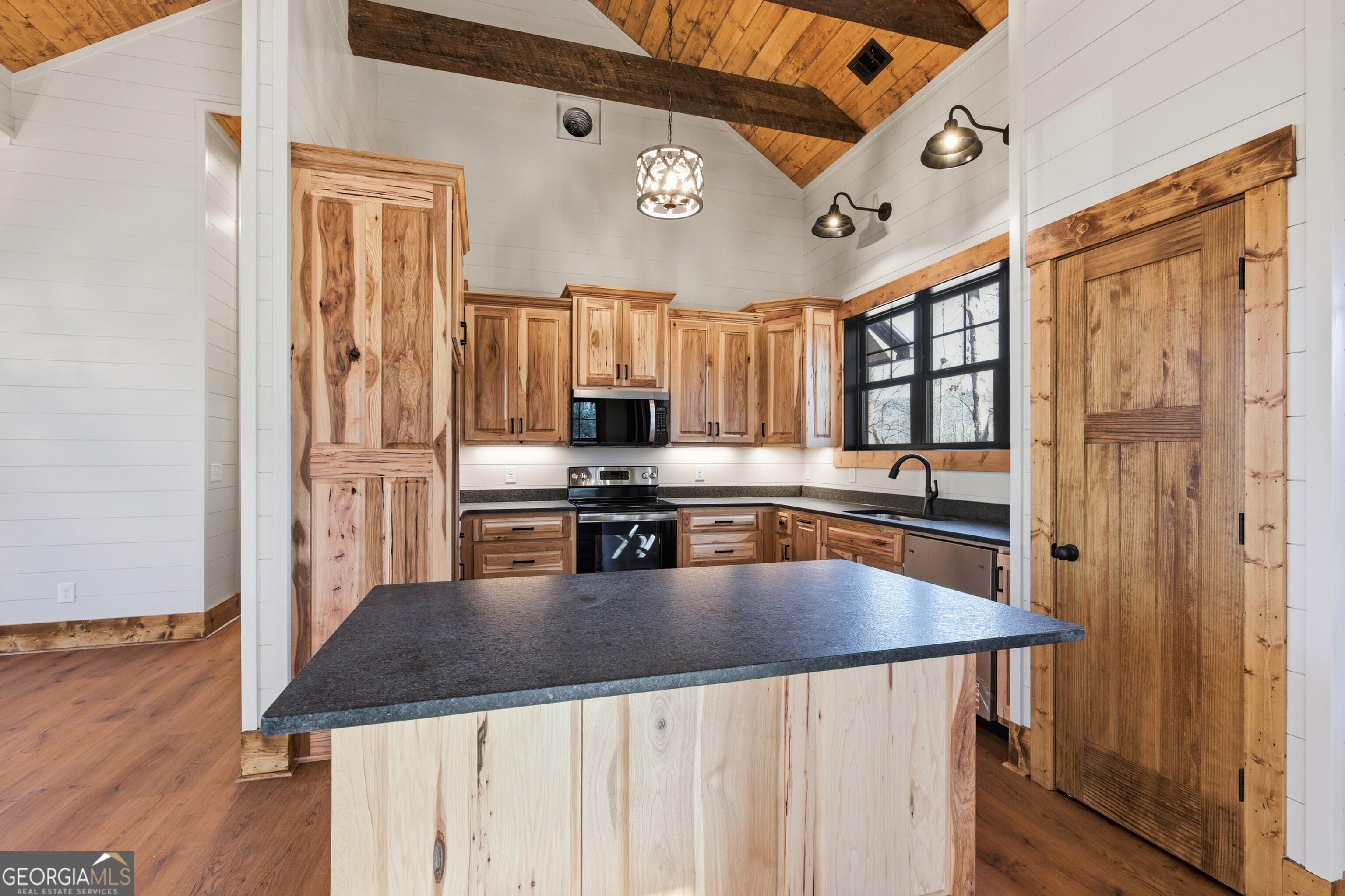 8165 Bridge Creek Road Tiger, GA 30576 - Photo 16 of 54