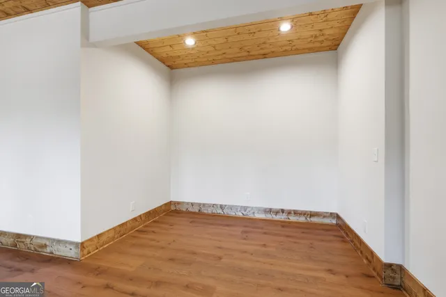 $849,500 | 8165 Bridge Creek Road, Tiger, GA 30576