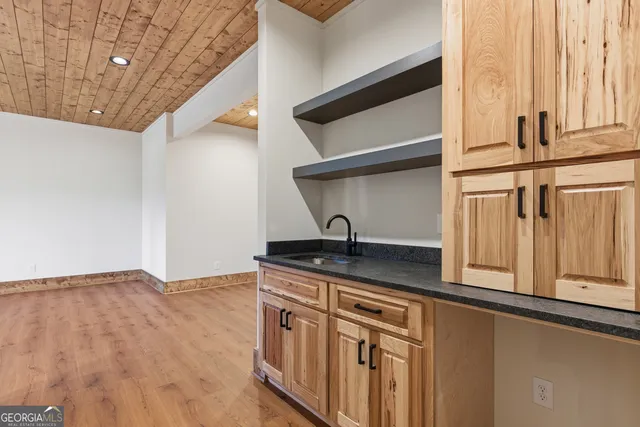 $849,500 | 8165 Bridge Creek Road, Tiger, GA 30576