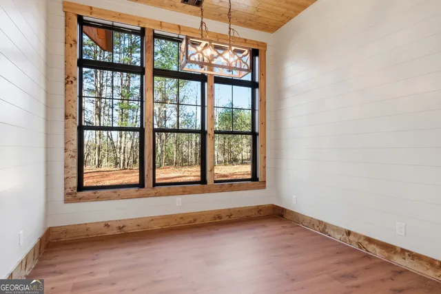 $849,500 | 8165 Bridge Creek Road, Tiger, GA 30576