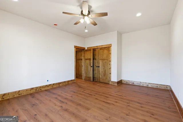 a view of a house with a outdoor space