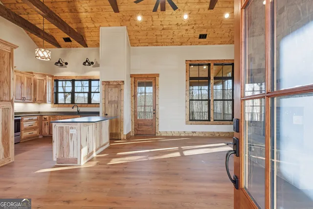 $849,500 | 8165 Bridge Creek Road, Tiger, GA 30576