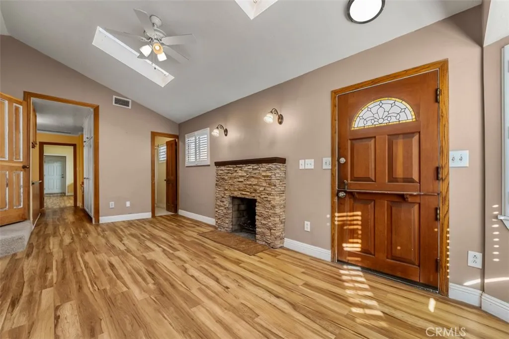 55 Surfside Avenue Surfside, CA 92649 - Photo 5 of 51