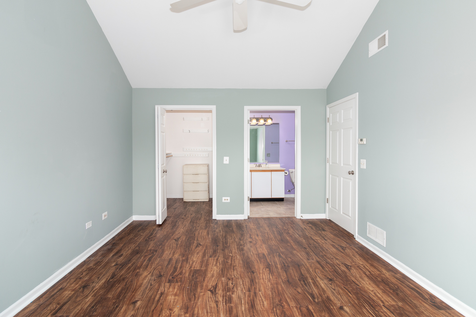1176 Coldspring Road Elgin, IL 60120 - Photo 12 of 24 a view of a room with wooden floor