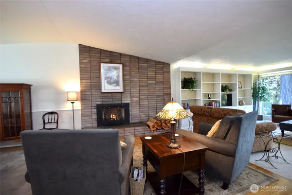 $649,900 | 136 Sunset Place, Sequim, WA 98382