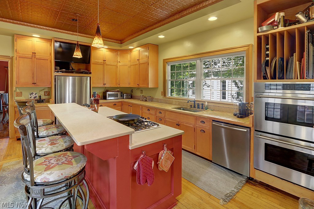 3073 Fairfax Road Cleveland, OH 44118 - Photo 5 of 27