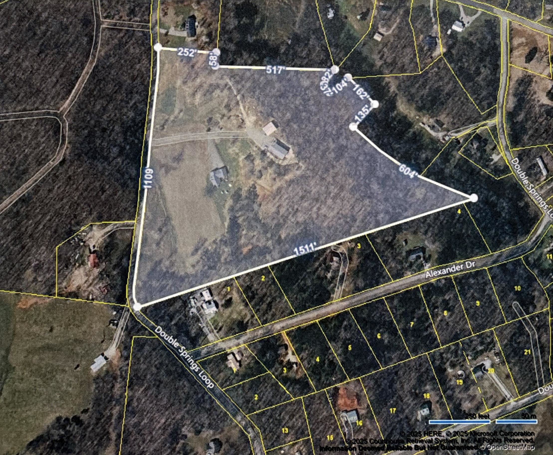 880 Double Springs Loop Savannah, TN 38372 - Photo 40 of 40 a backyard of a house