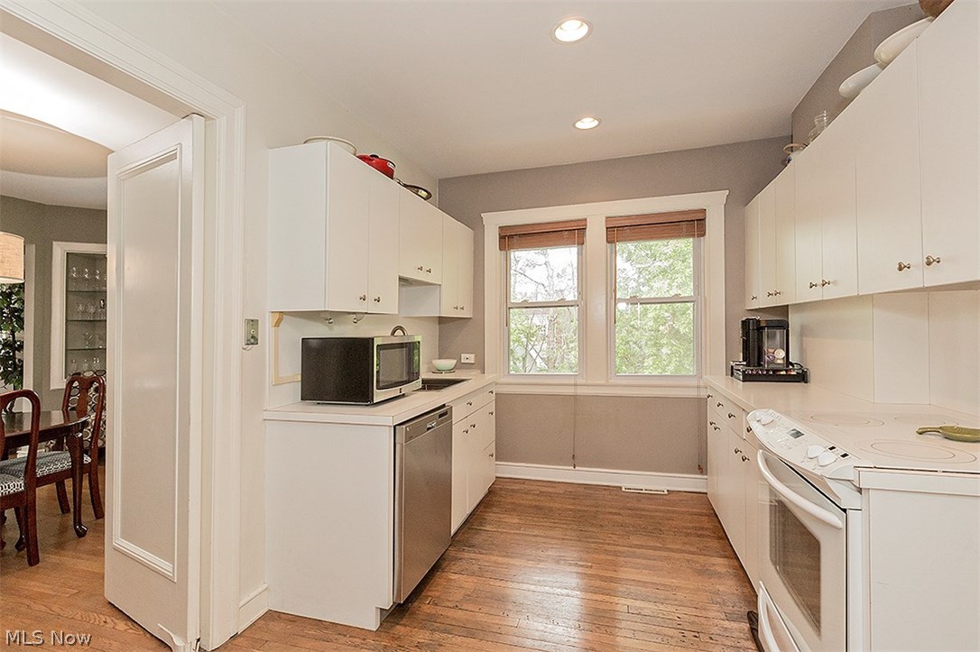 2577 Overlook Road, Unit 5 Cleveland, OH 44106 - Photo 9 of 35 Gallery Image 9