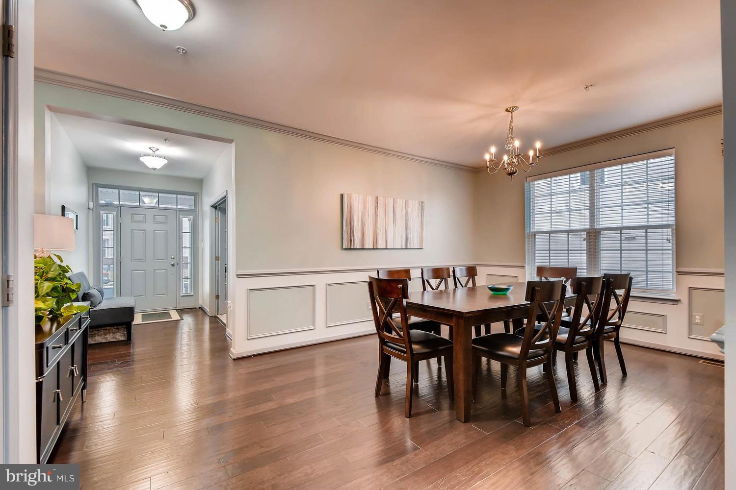 10521 Braddock Run Road Baltimore, MD 21220 - Photo 6 of 30 Fine Dining area w/decorative moldings