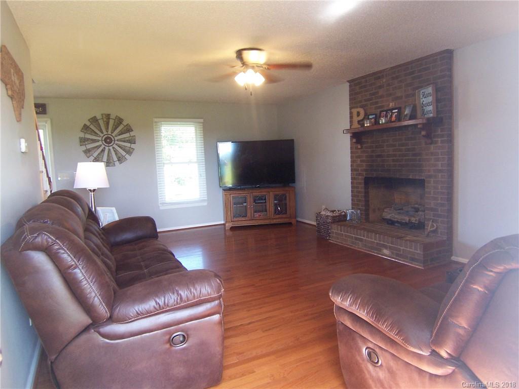 307 Old Mill Road Shelby, NC 28150 - Photo 4 of 20 Gallery Image 4