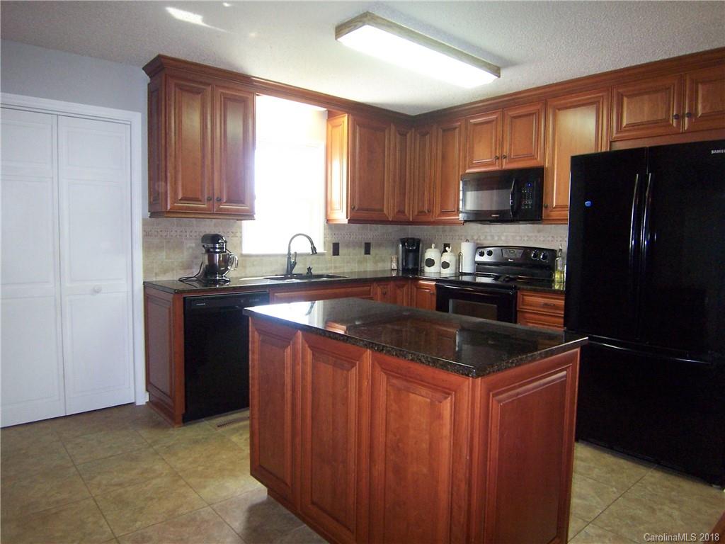 307 Old Mill Road Shelby, NC 28150 - Photo 6 of 20 Gallery Image 6