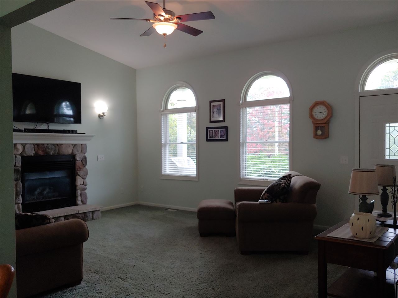 721 Holly Road Cadillac, MI 49601 - Photo 6 of 29 1868219-5.JPG