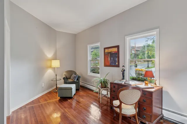 $535,000 | 900 East River Terrace, Minneapolis, MN 55414