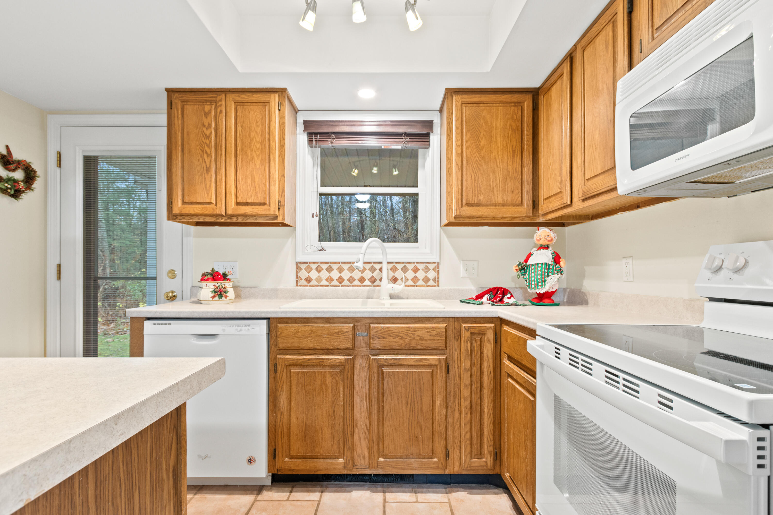 29 Old Orchard Road, Unit 10 Saco, ME 04072 - Photo 12 of 49 20251110TR-71012