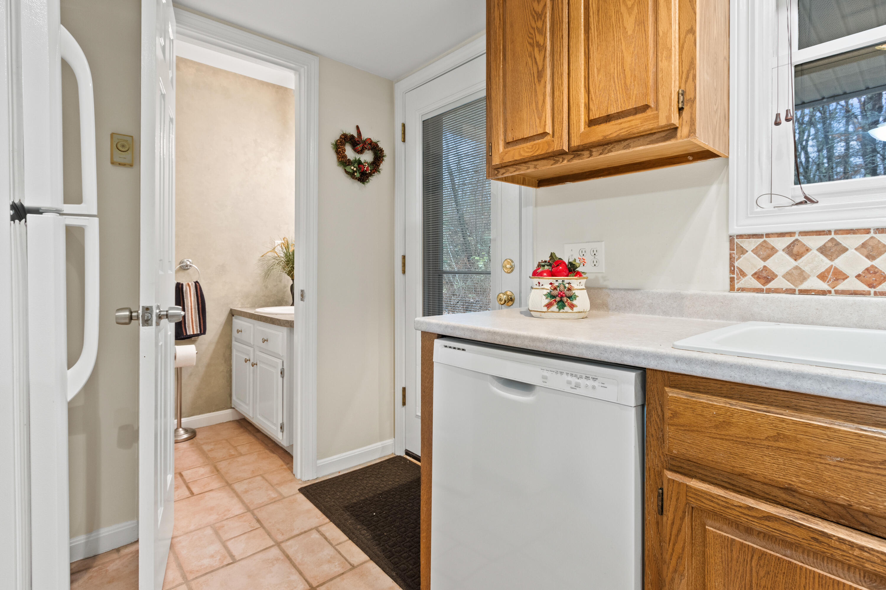 29 Old Orchard Road, Unit 10 Saco, ME 04072 - Photo 16 of 49 20251110TR-71016