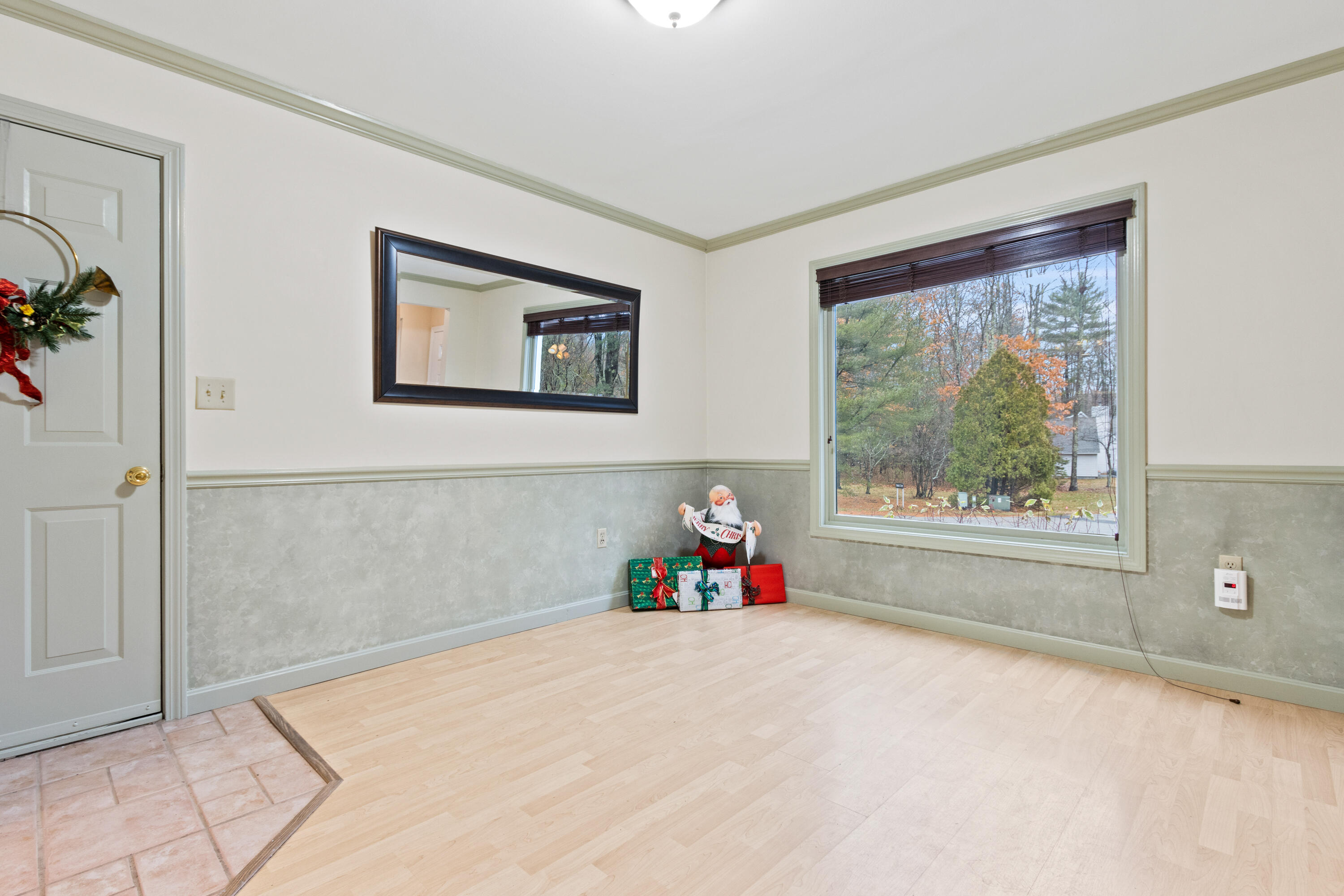 29 Old Orchard Road, Unit 10 Saco, ME 04072 - Photo 9 of 49 20251110TR-71009