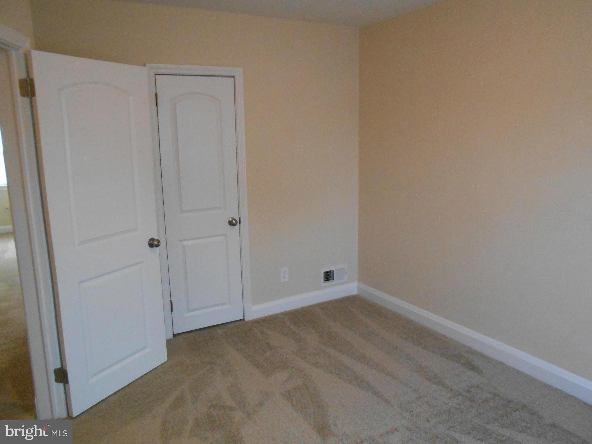 418 Torner Road Baltimore, MD 21221 - Photo 14 of 30 a view of an empty room