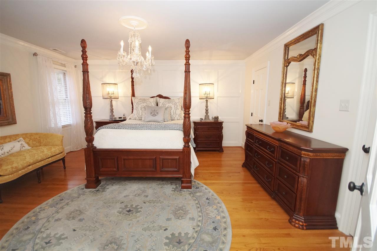 1709 Chatsworth Lane Raleigh, NC 27614 - Photo 12 of 25 Gallery Image 12