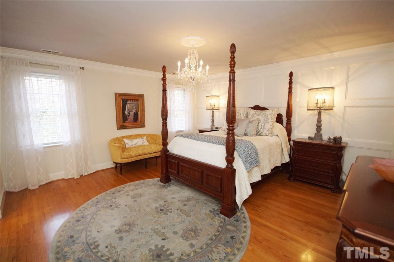 1709 Chatsworth Lane Raleigh, NC 27614 - Photo 13 of 25 Gallery Image 13