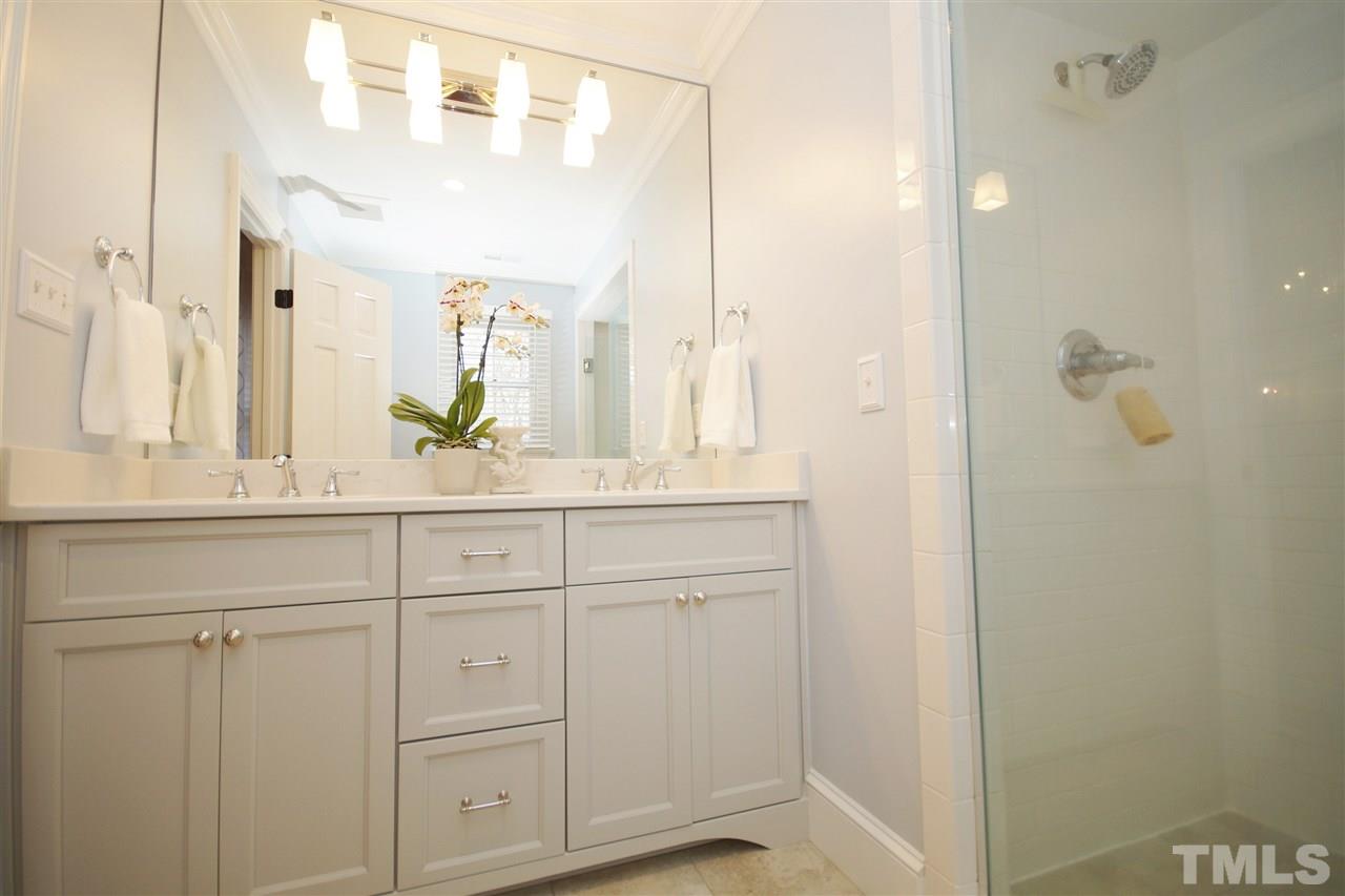 1709 Chatsworth Lane Raleigh, NC 27614 - Photo 14 of 25 Gallery Image 14