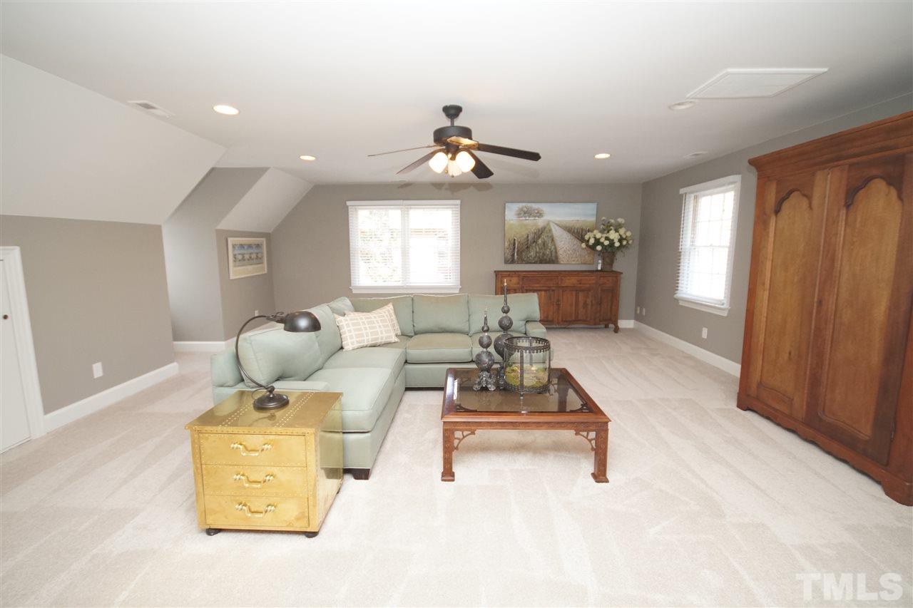 1709 Chatsworth Lane Raleigh, NC 27614 - Photo 20 of 25 Gallery Image 20