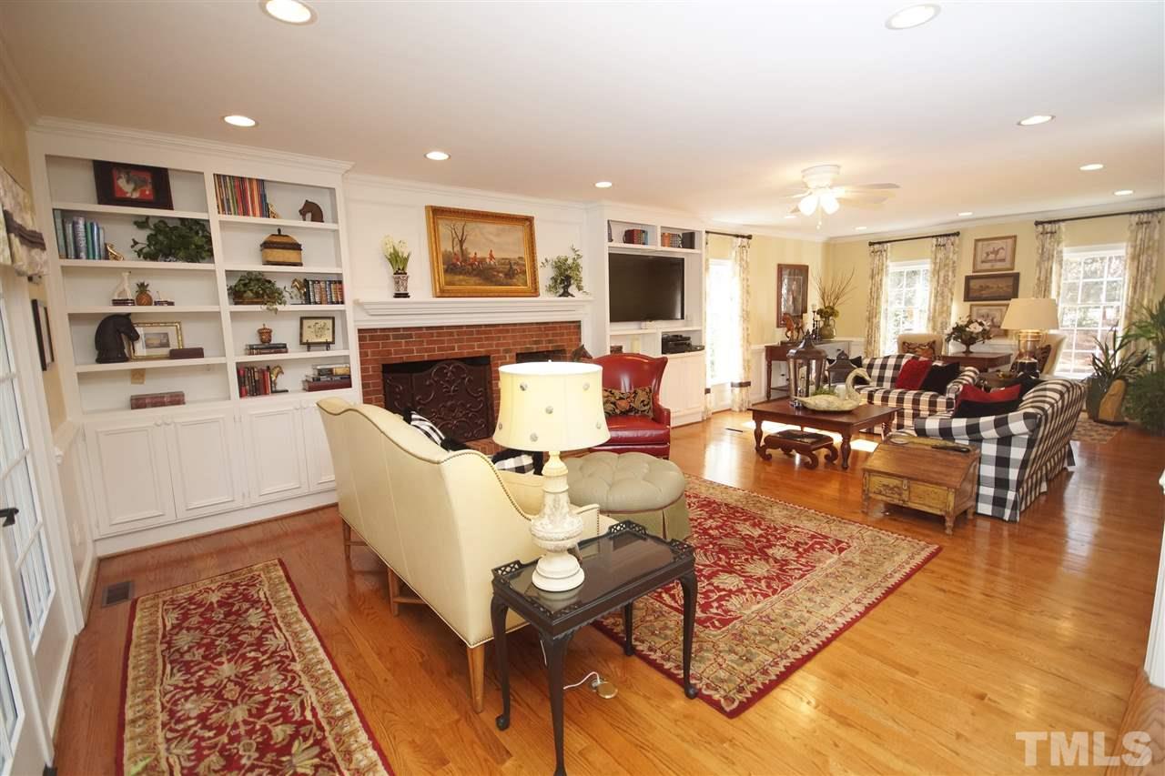 1709 Chatsworth Lane Raleigh, NC 27614 - Photo 5 of 25 Gallery Image 5
