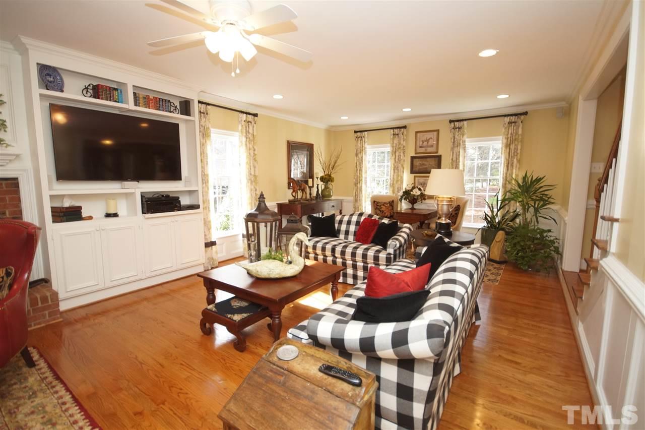 1709 Chatsworth Lane Raleigh, NC 27614 - Photo 7 of 25 Gallery Image 7