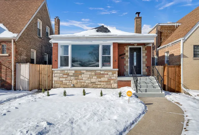 $379,900 | 7944 South Talman Avenue, Chicago, IL 60652